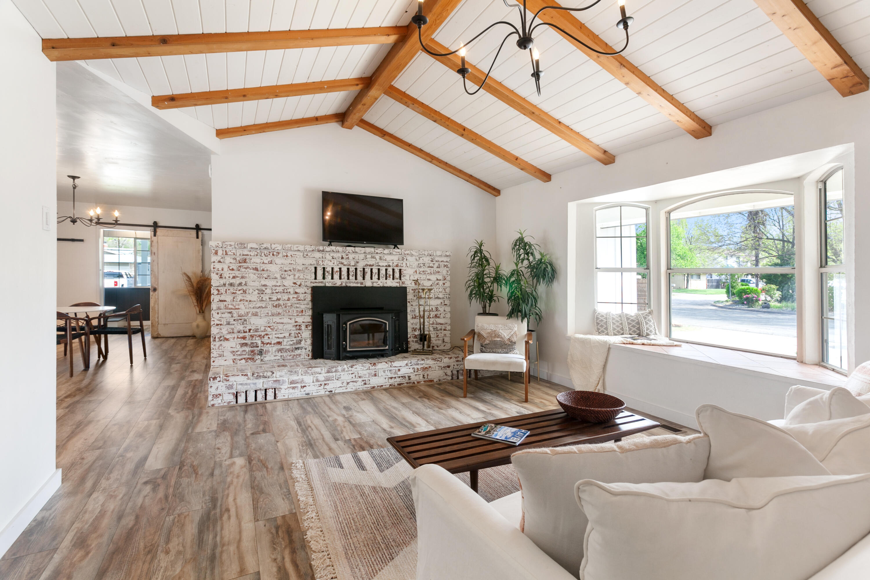 Property Photo: 3636 Traverse Street CA 96002