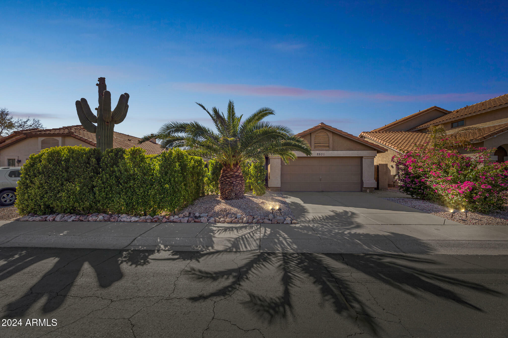 2531 E Granite View Drive  Phoenix AZ 85048 photo