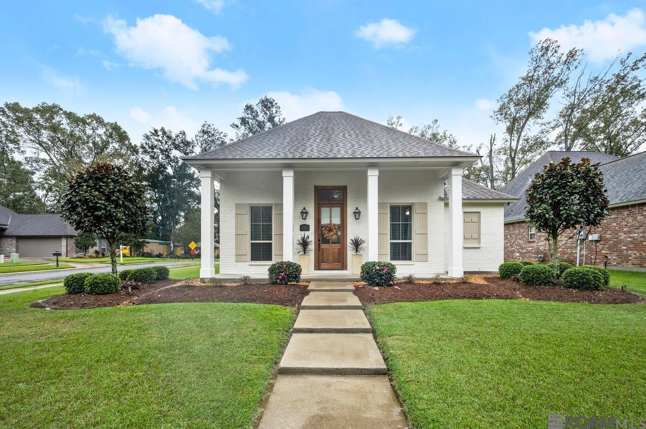 Property Photo: 41223 Talonwood Dr LA 70737