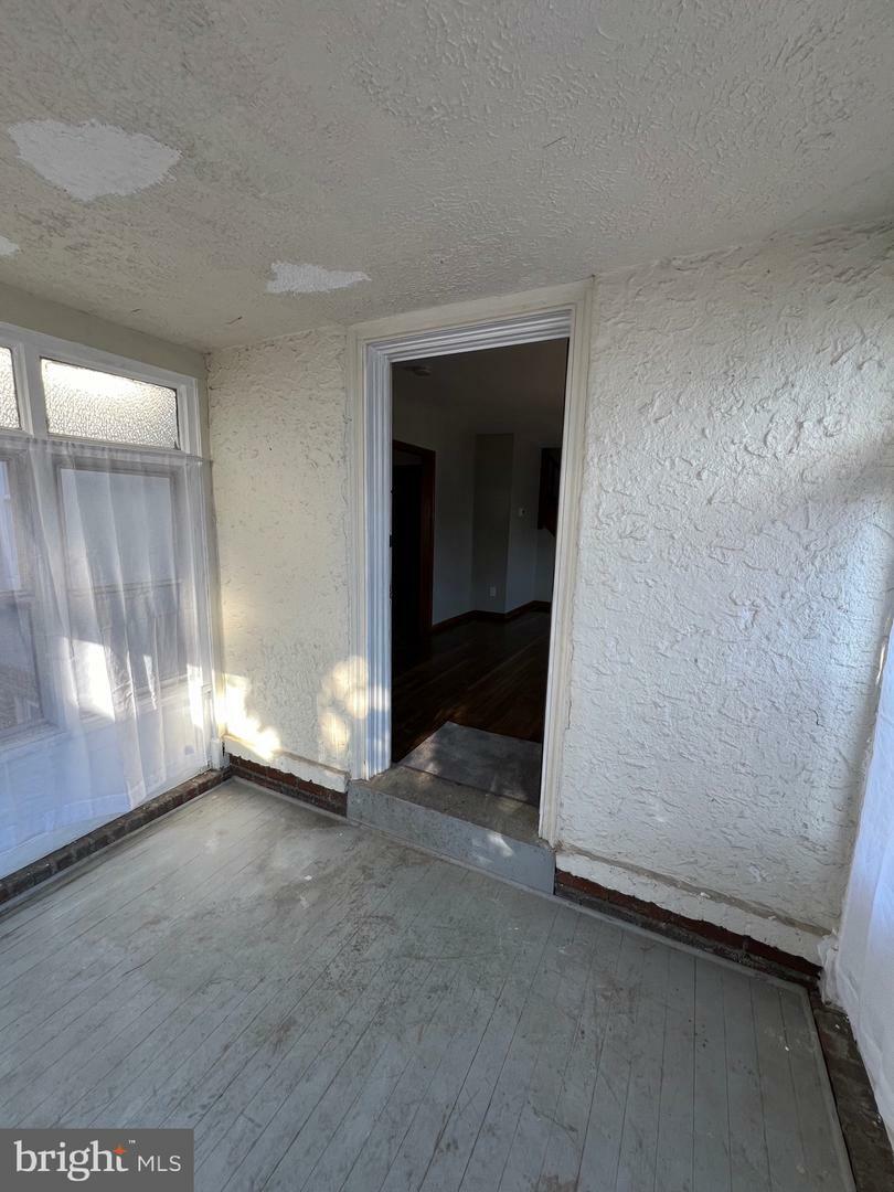 Property Photo:  912 E 14th Street  PA 19013 