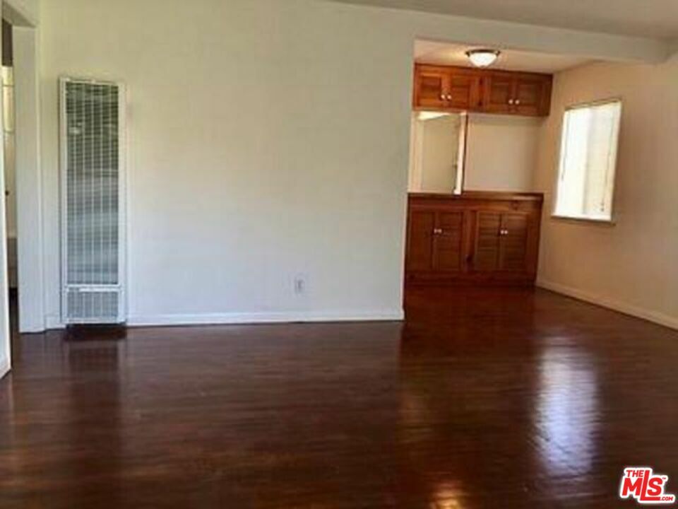 Property Photo:  5926  W 85th Pl  CA 90045 