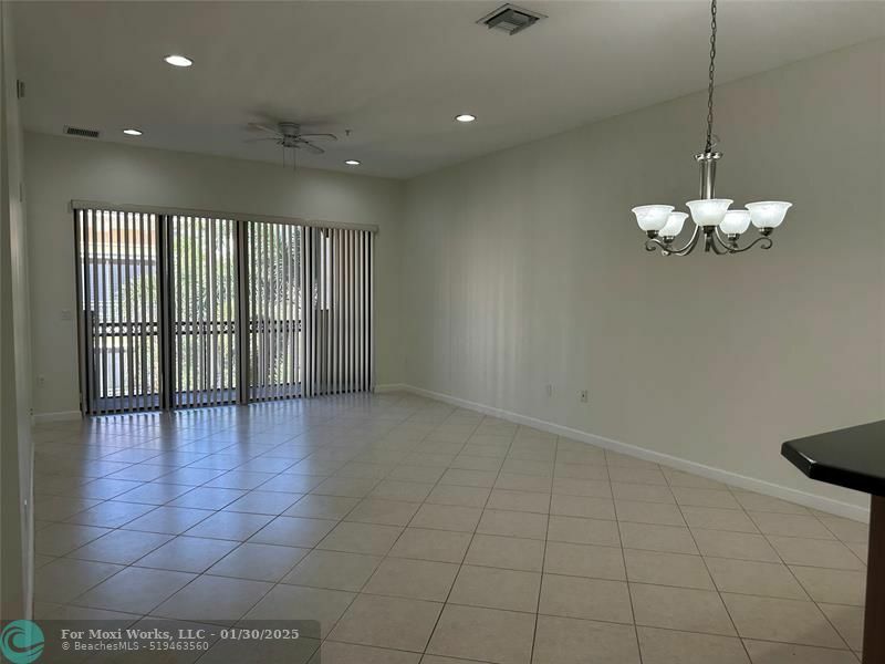 Property Photo:  2900 NW 125th Ave 3-426  FL 33323 