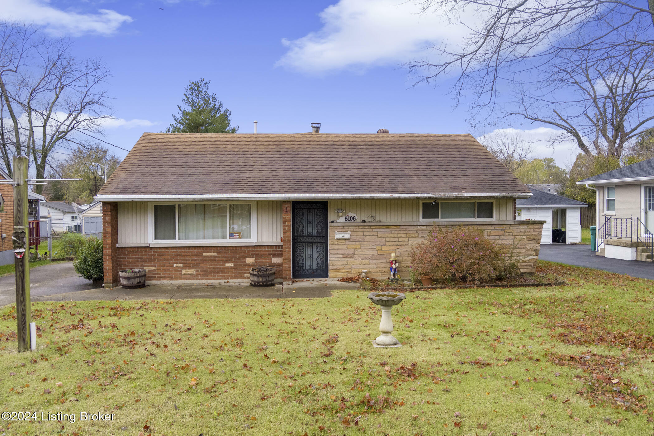 Property Photo:  5106 Patterson Dr  KY 40219 