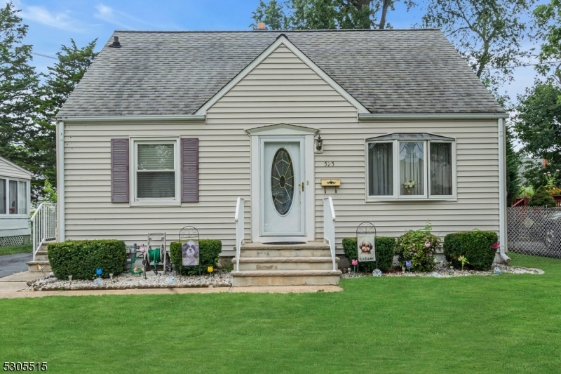 Property Photo:  525 Lorraine Ave  NJ 08846 