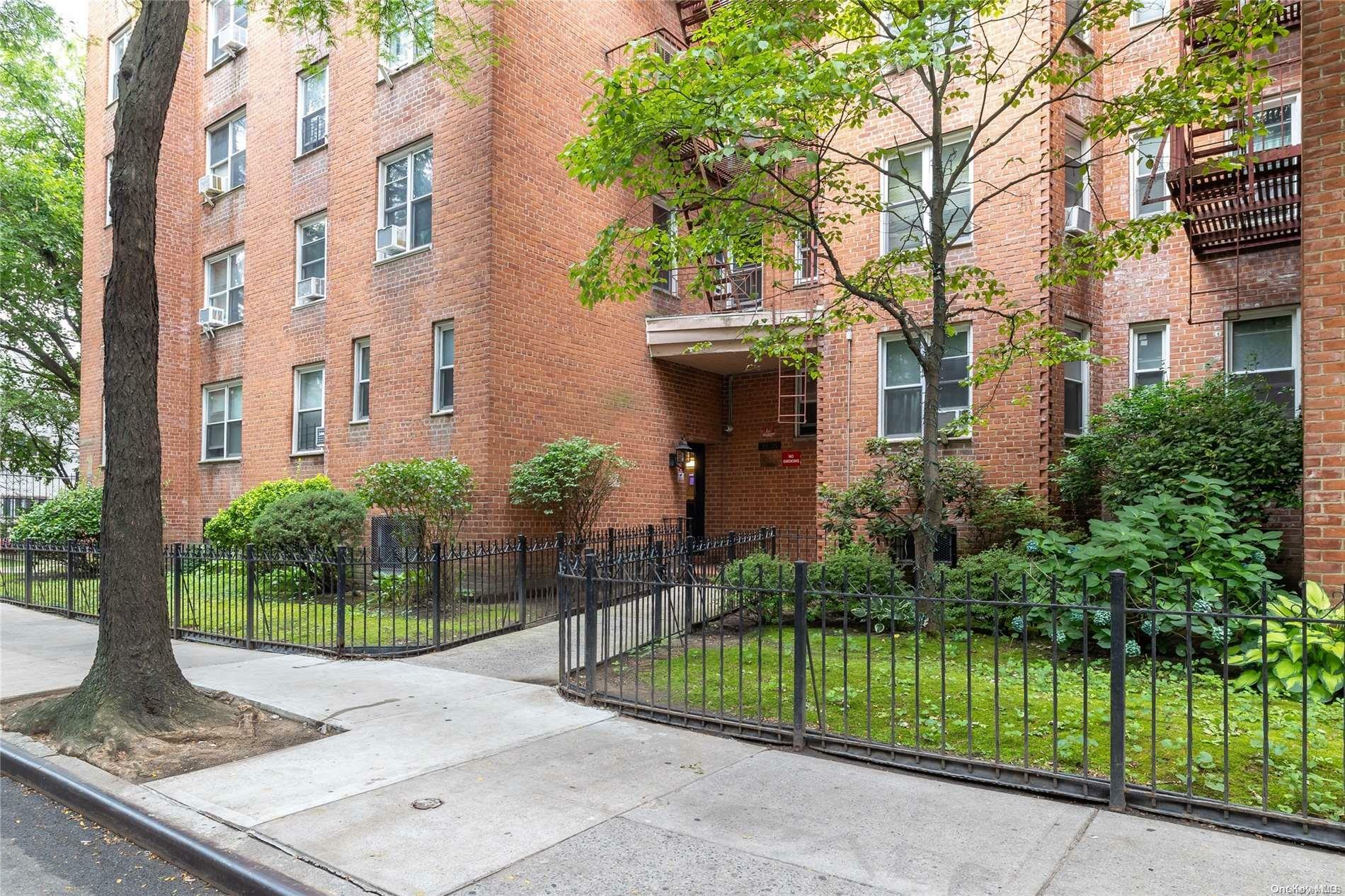 Property Photo:  33-26 82nd Street 5H  NY 11372 