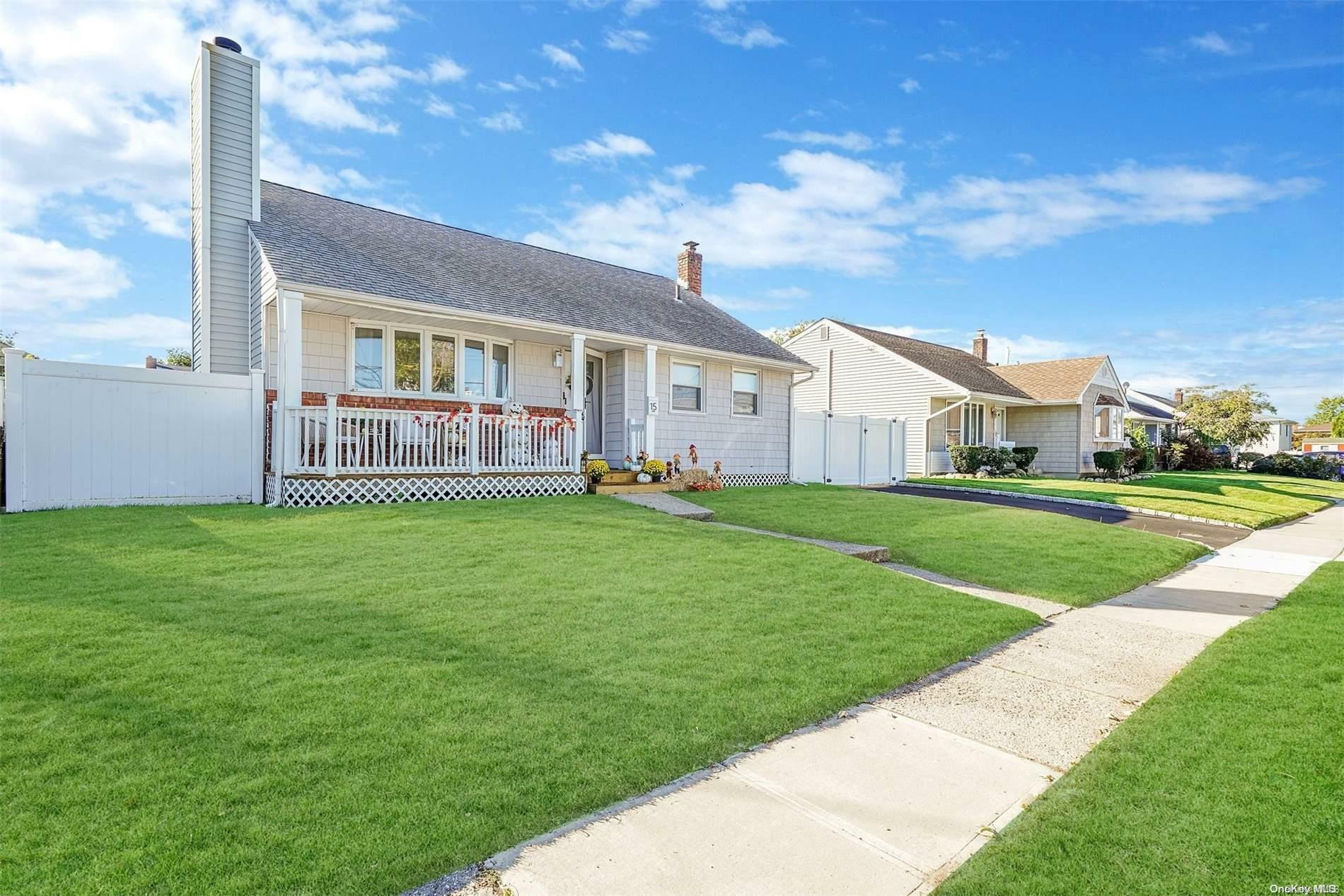 Property Photo: 15 E Hampton Road NY 11757