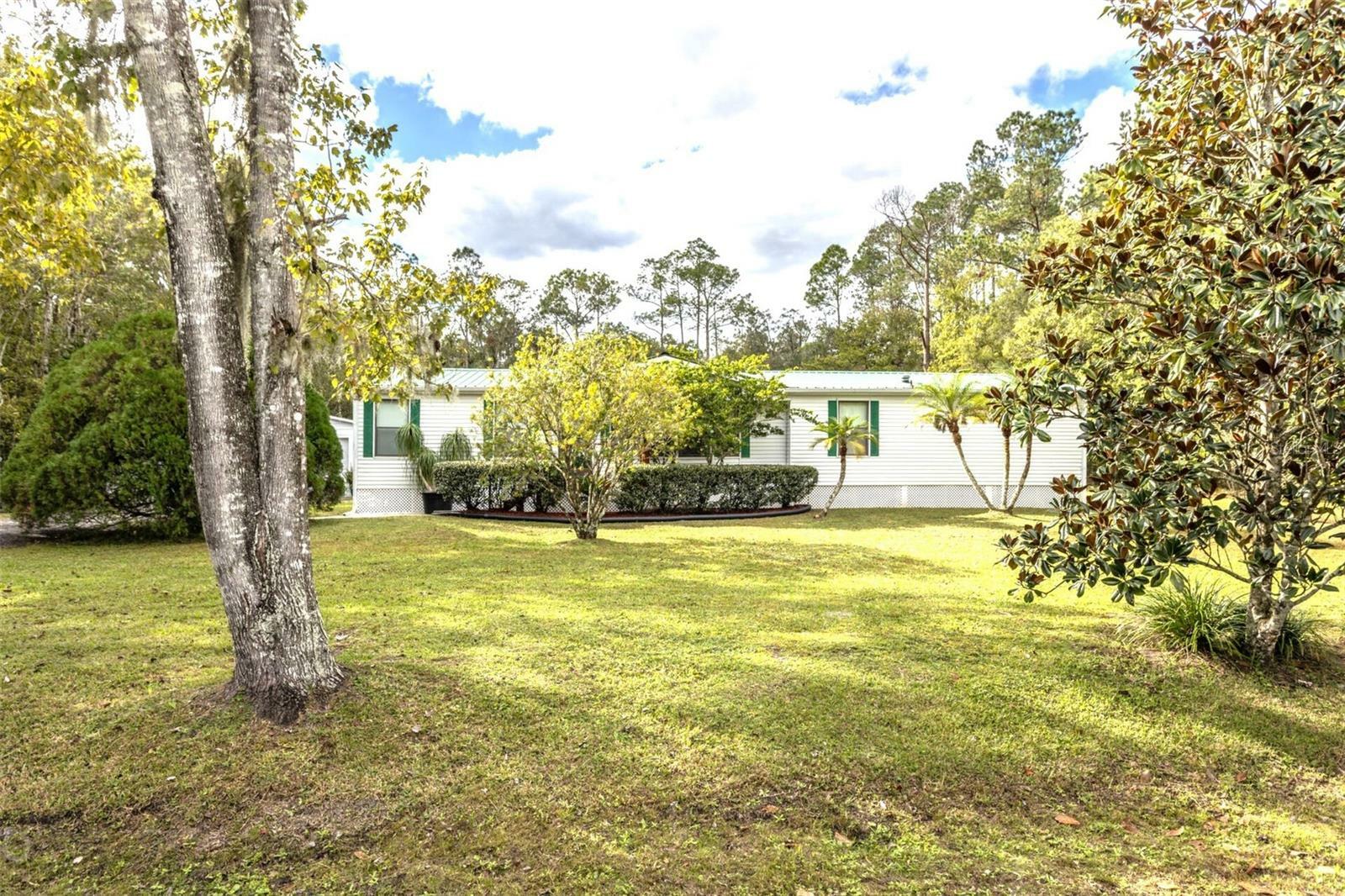 Property Photo:  1136 Honeytree Street  FL 32110 