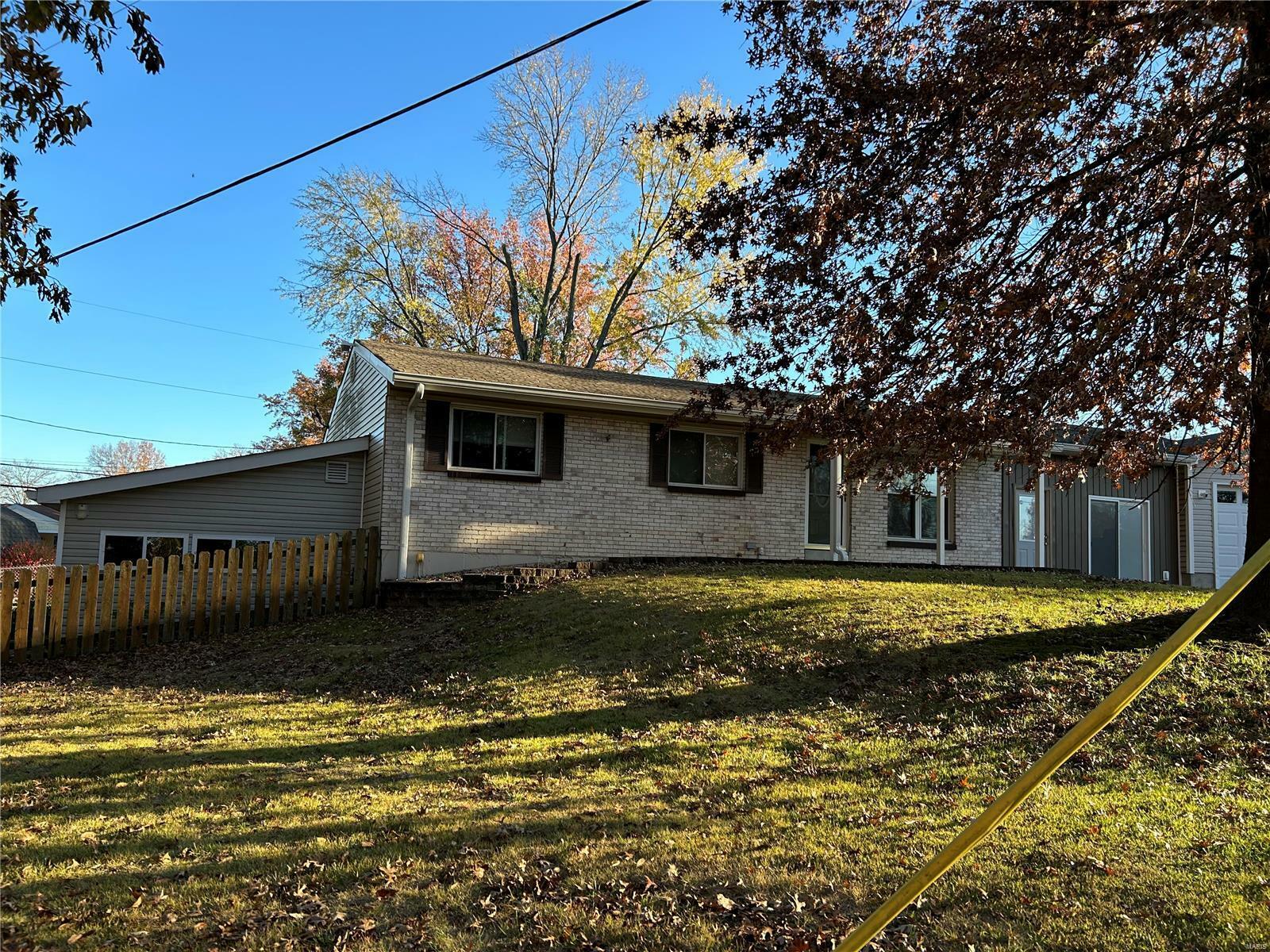 Property Photo:  2308 Valley Park Rd  MO 63026 