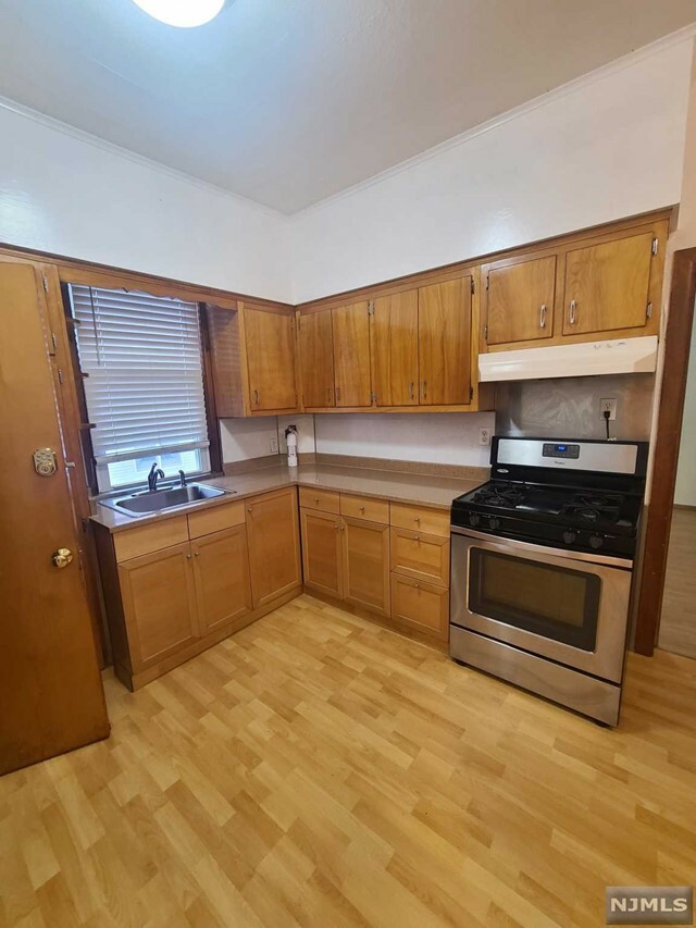 Property Photo:  156 Westminster Place 2nd Floor  NJ 07644 