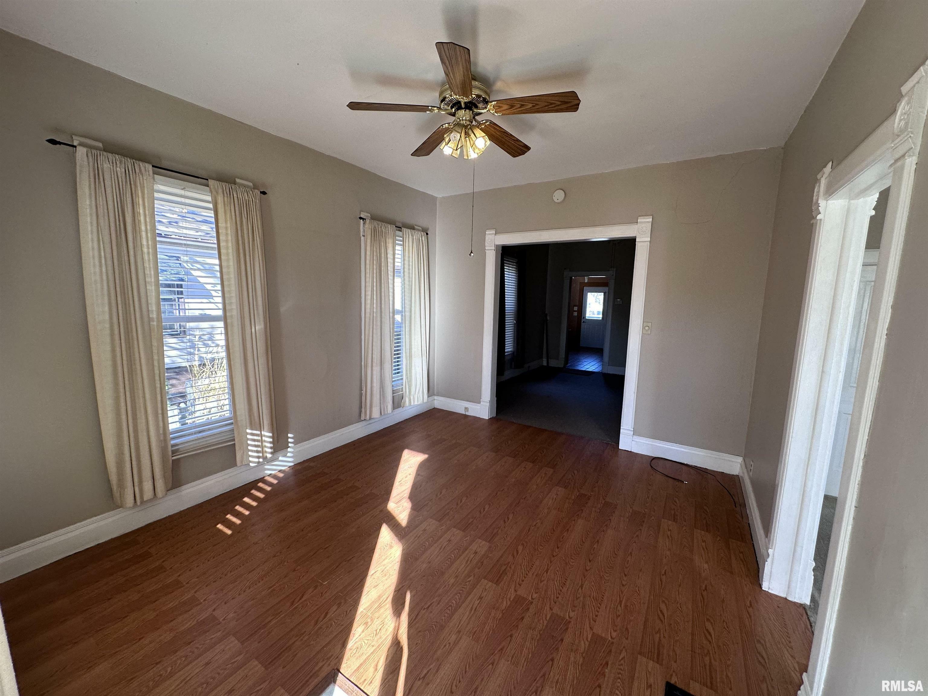 Property Photo:  585 E 2nd Street  IL 61401 