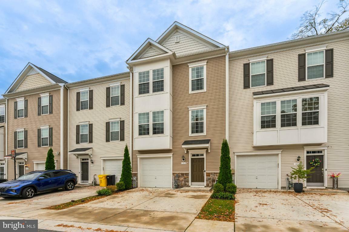 Property Photo:  117 Pond View Drive  MD 21060 