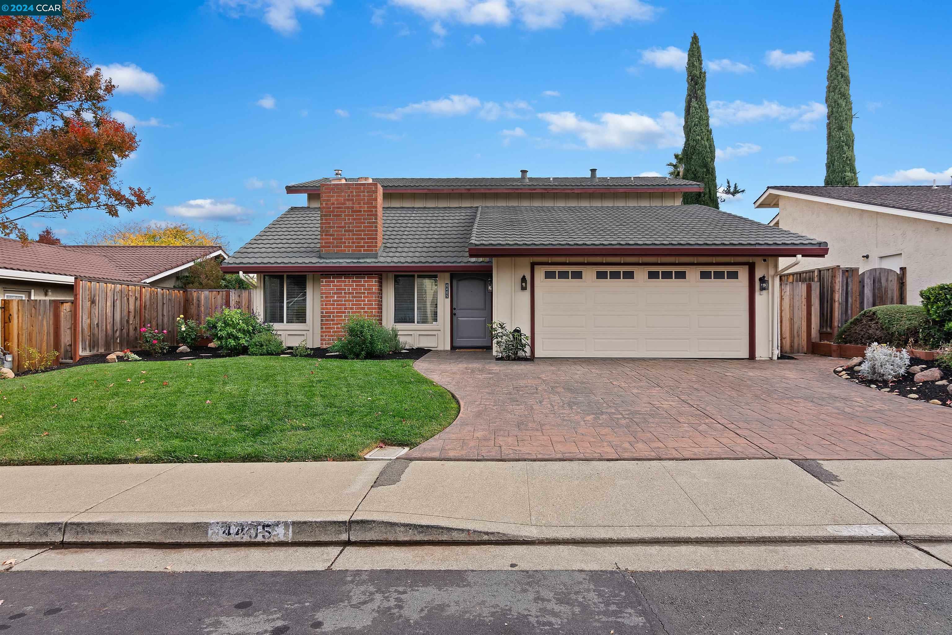 Property Photo:  4405 Sugar Maple Ct  CA 94521 