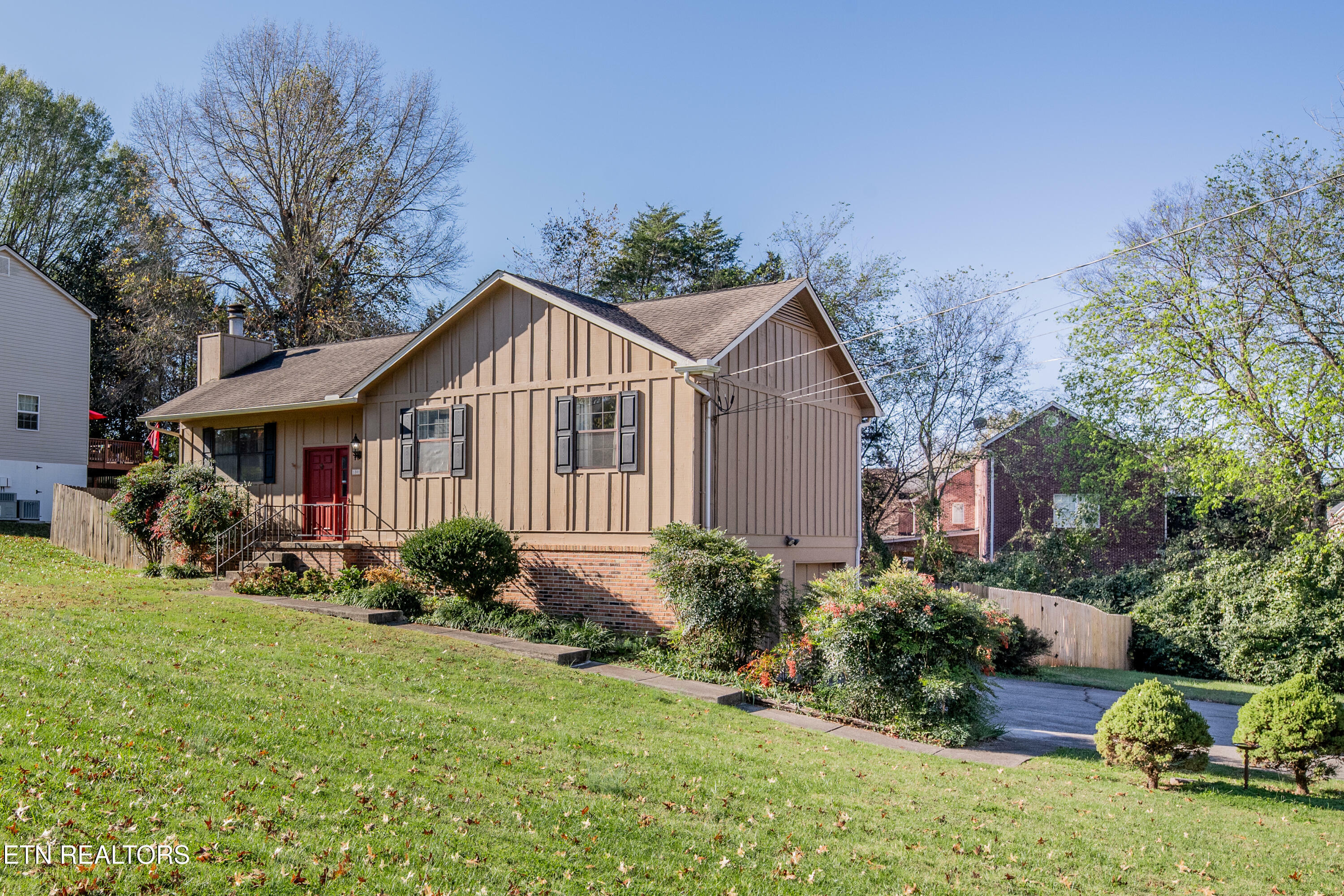 Property Photo:  1801 Dunraven Drive  TN 37922 