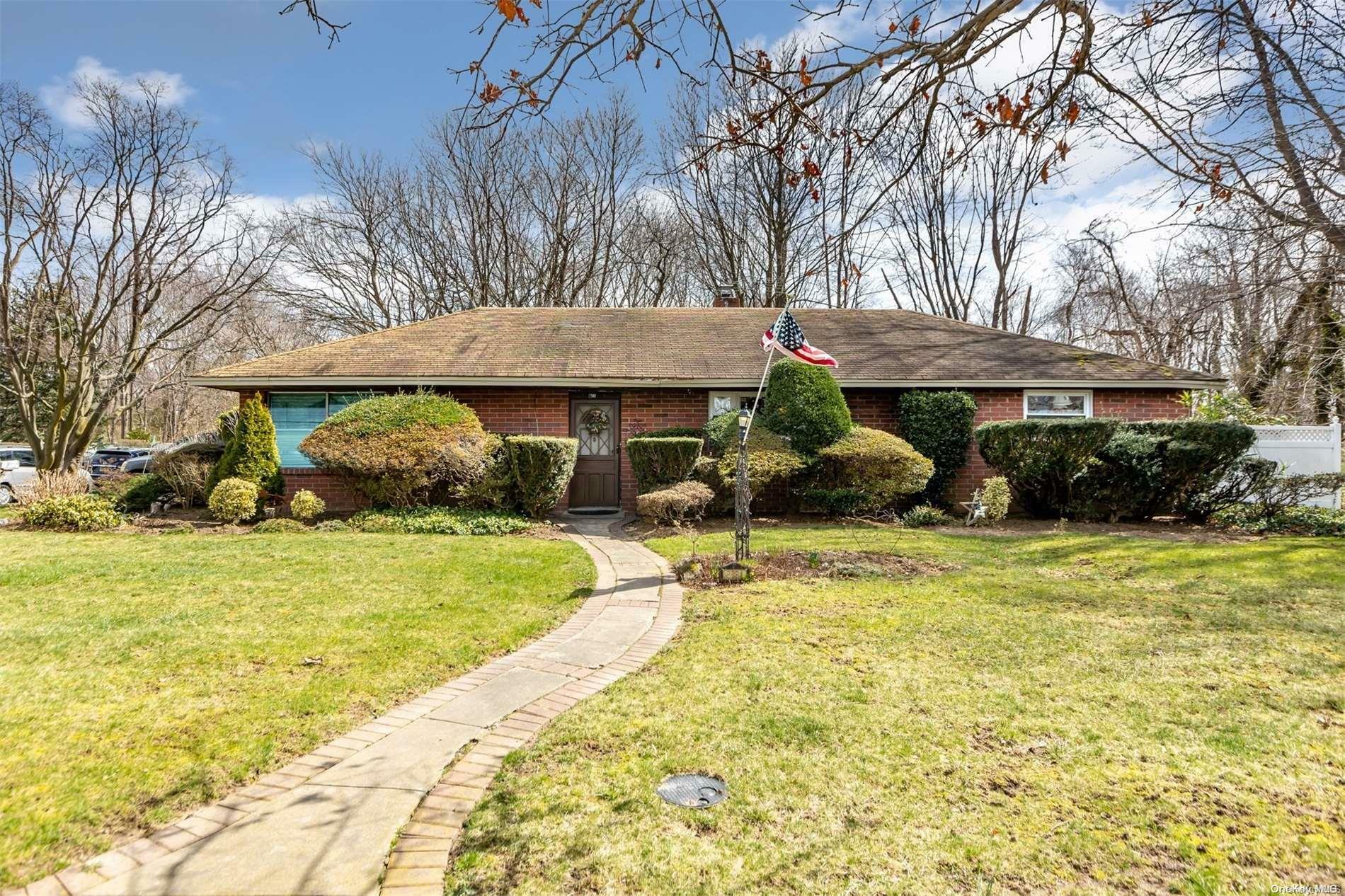 Property Photo: 2381 Neptune Avenue NY 11783