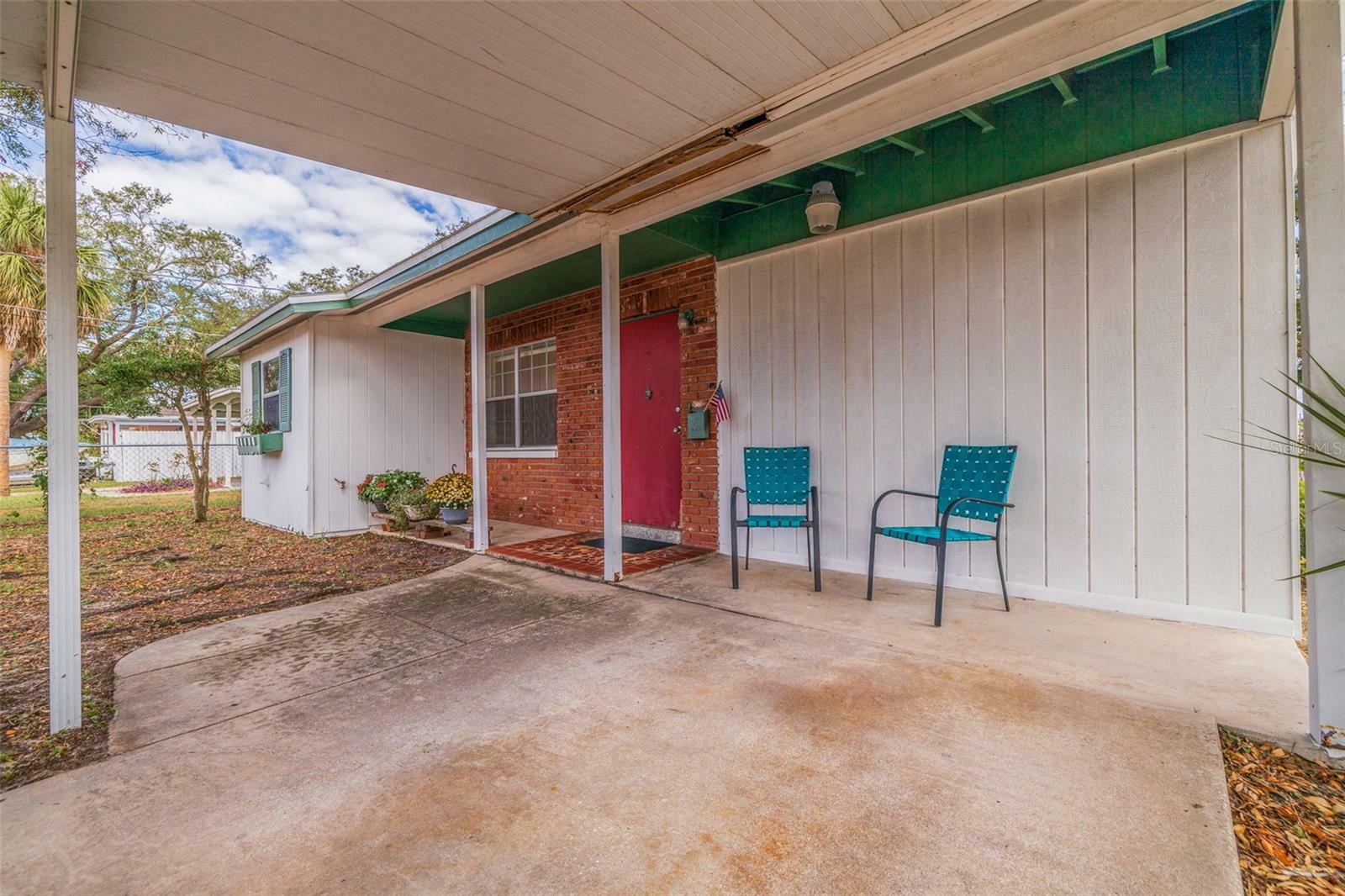 Property Photo:  6816 S Hesperides Street  FL 33616 