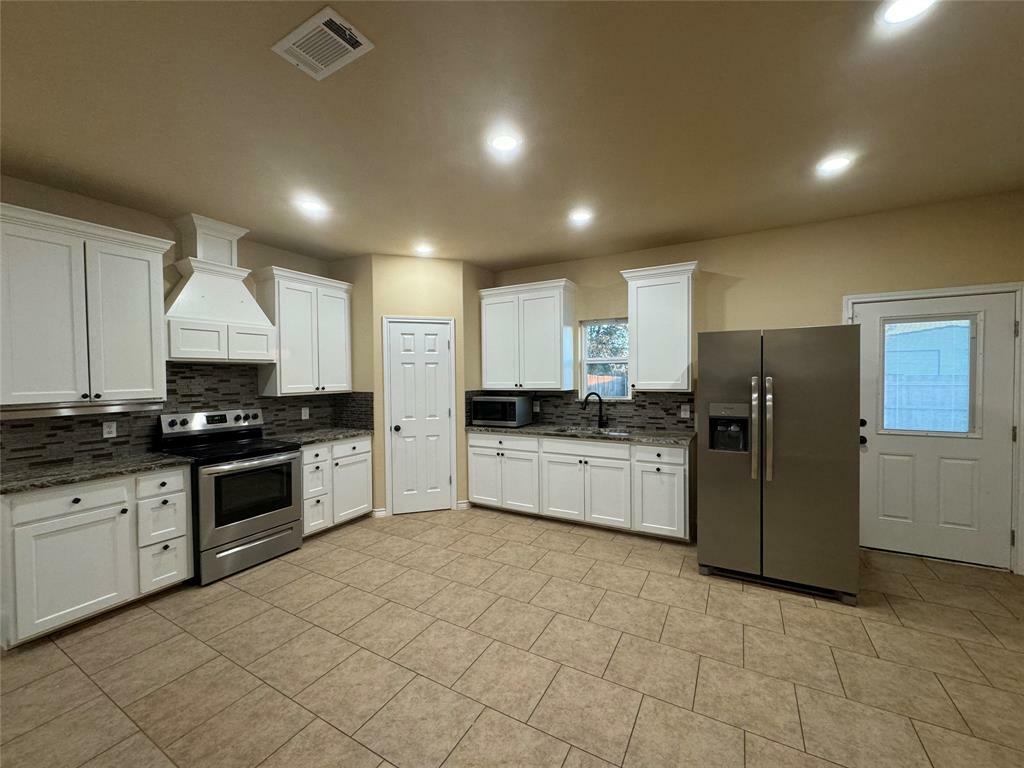 Property Photo:  188 Crumpler Lane  TX 76234 