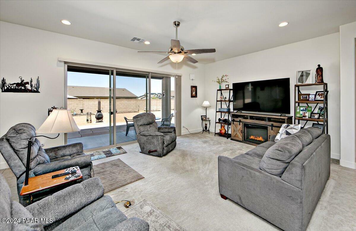 Property Photo:  7712 E Serenade Cir Circle  AZ 86315 