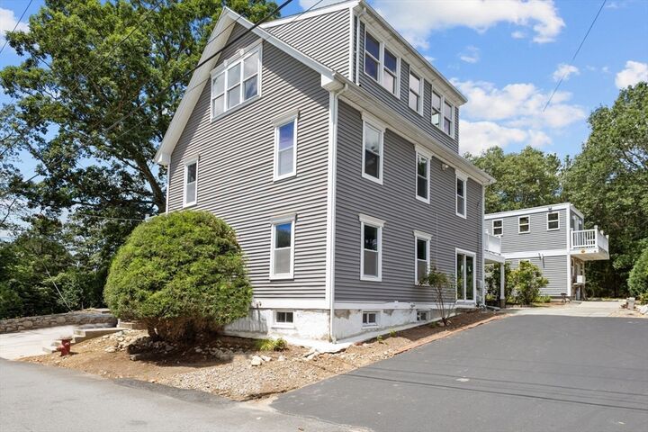 Property Photo:  4 Sherwood  RI 02911 