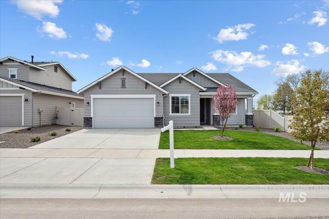 Property Photo: 6303 W Pewter Point St ID 83646
