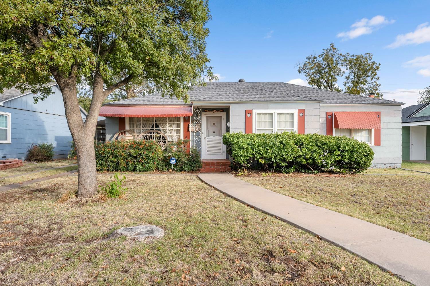 Property Photo: 2618 31st Street TX 79410