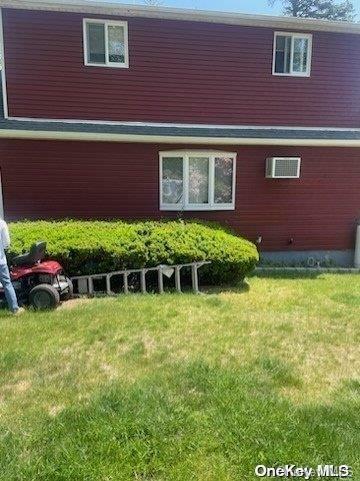 Property Photo:  14 Solitaire Road  NY 11778 