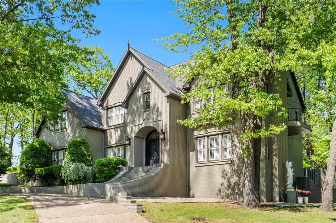 Property Photo: 5511 Bryant Place AR 72764
