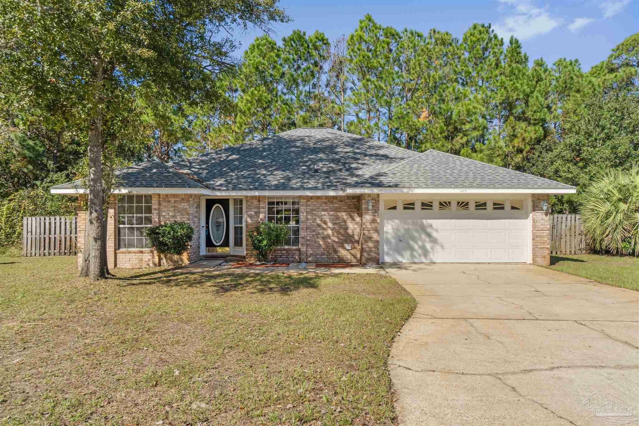 Property Photo:  1473 Summersweet Ct  FL 32563 