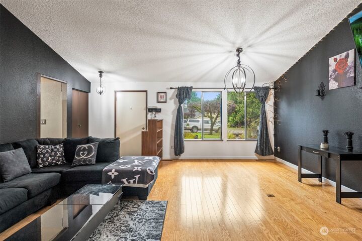 Property Photo: 2010 SW 307th Street B-24 WA 98023