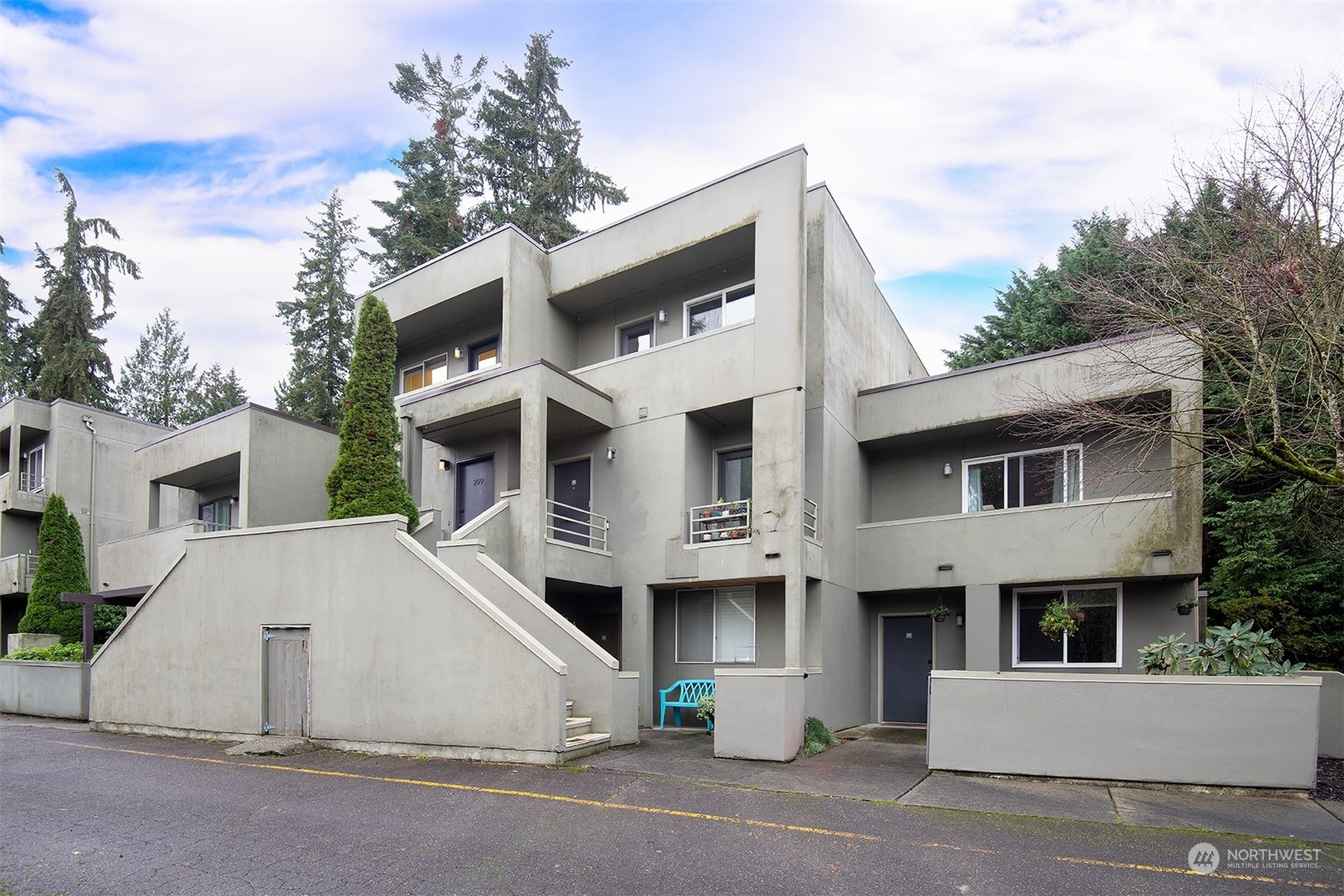 Property Photo:  17001  Inglewood Road NE N209  WA 98028 