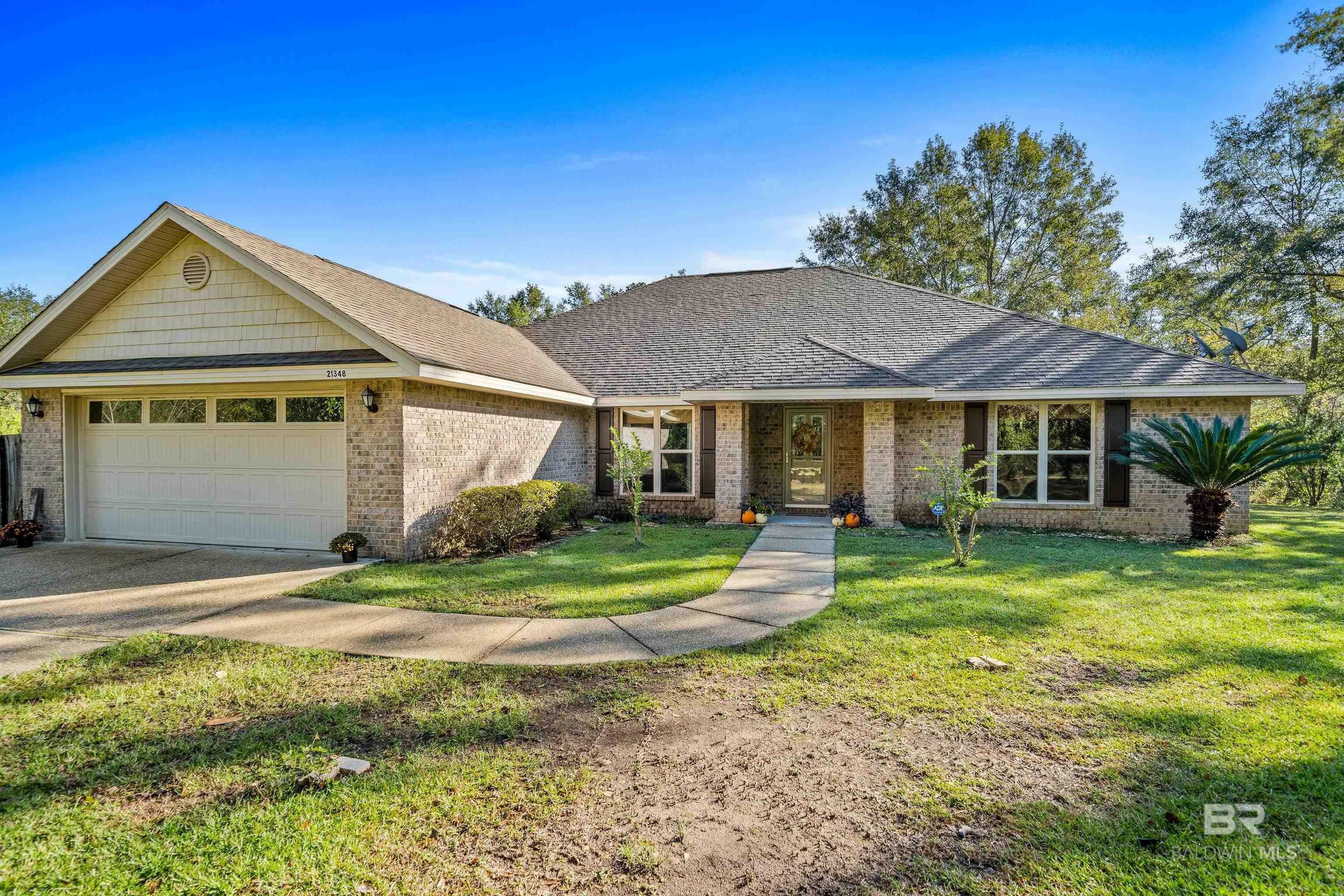 Property Photo:  21348 East Boulevard  AL 36576 