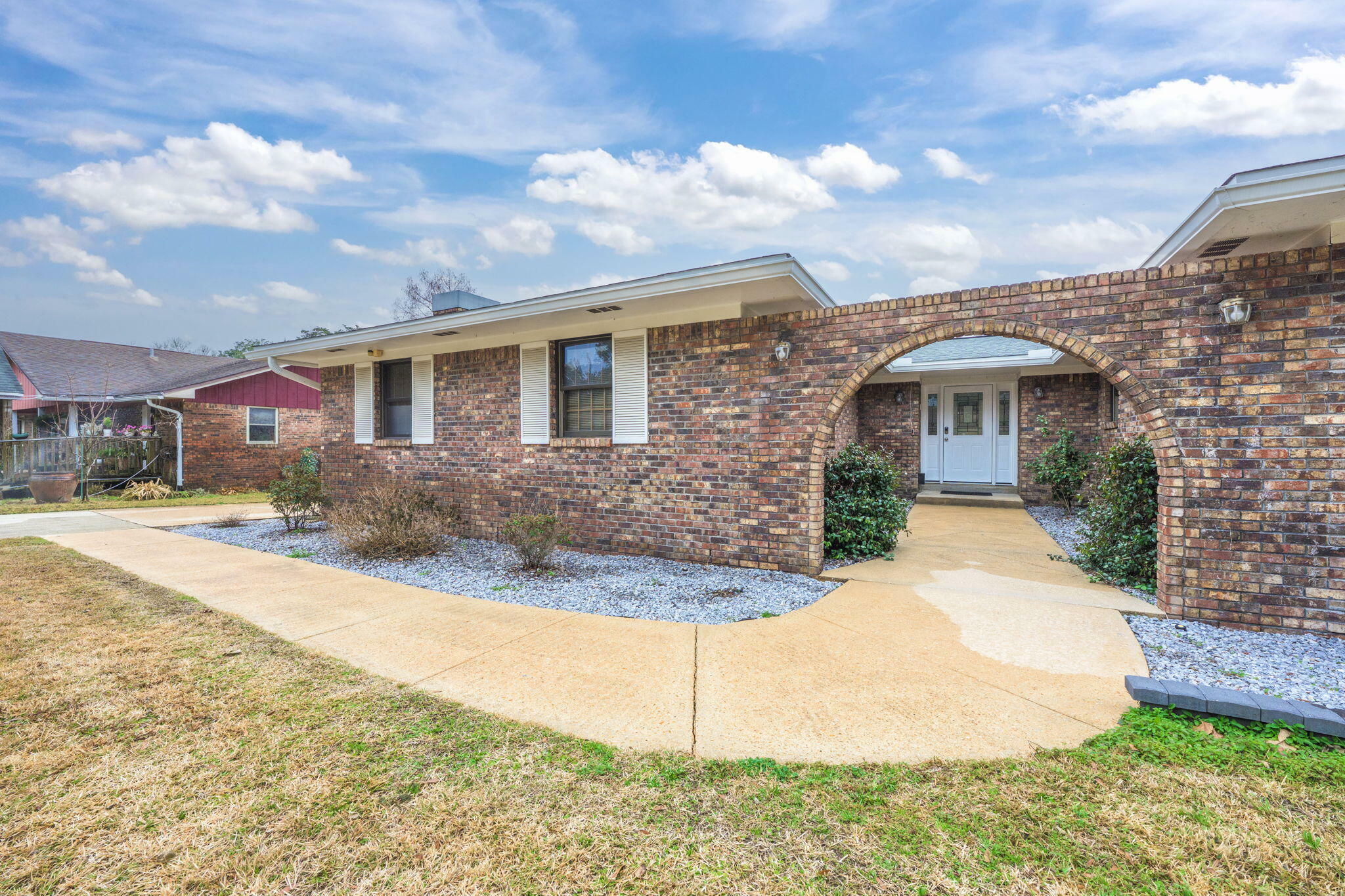 Property Photo: 713 Overbrook Drive FL 32547