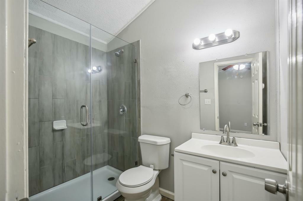 Property Photo:  2930 Ellington Street  TX 77088 