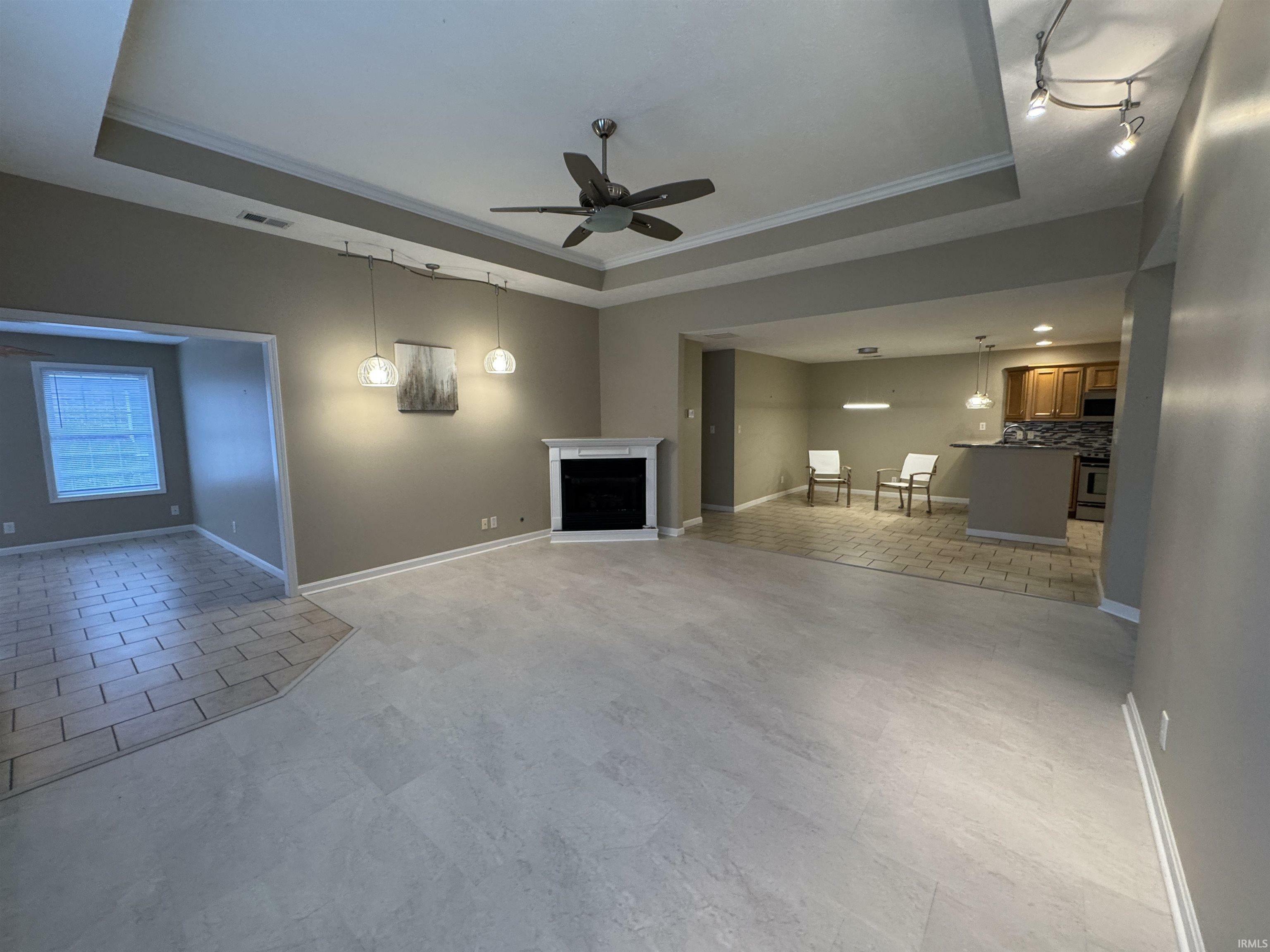 Property Photo:  8130 Wyntree Villas Drive 8130  IN 47630 