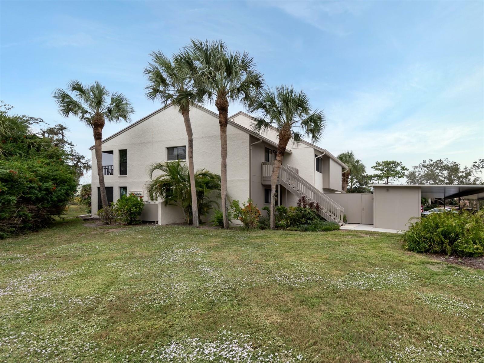 Property Photo:  610 Bird Bay Drive W 206  FL 34285 