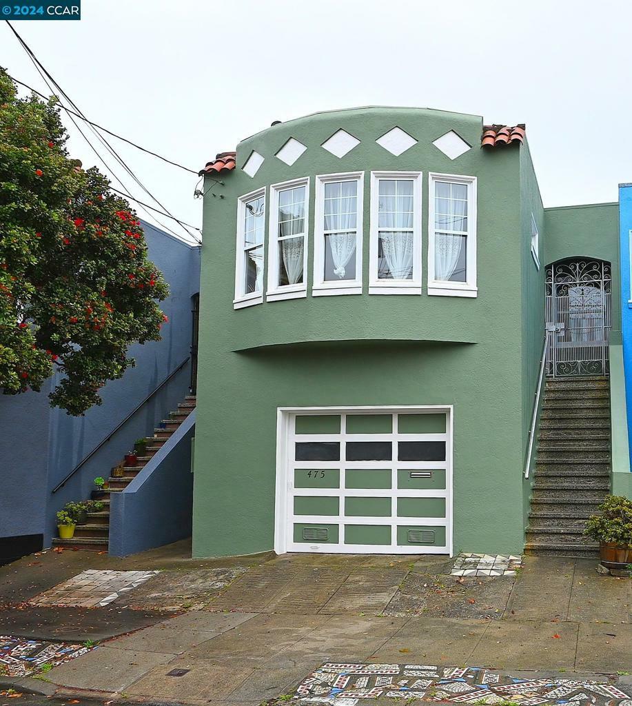 Property Photo:  475 Munich St  CA 94112 