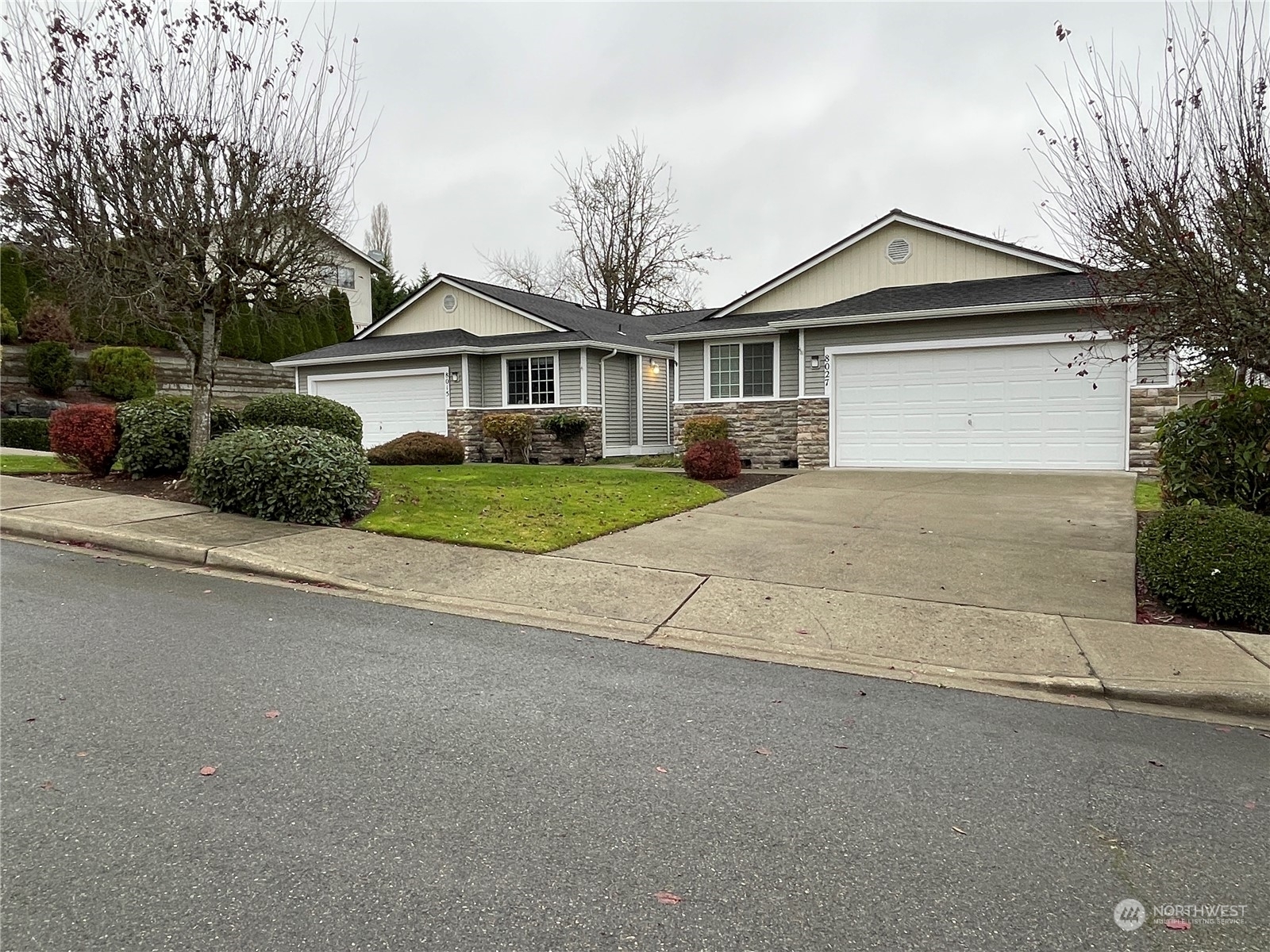 Property Photo: 8027 117th Street Ct E WA 98373