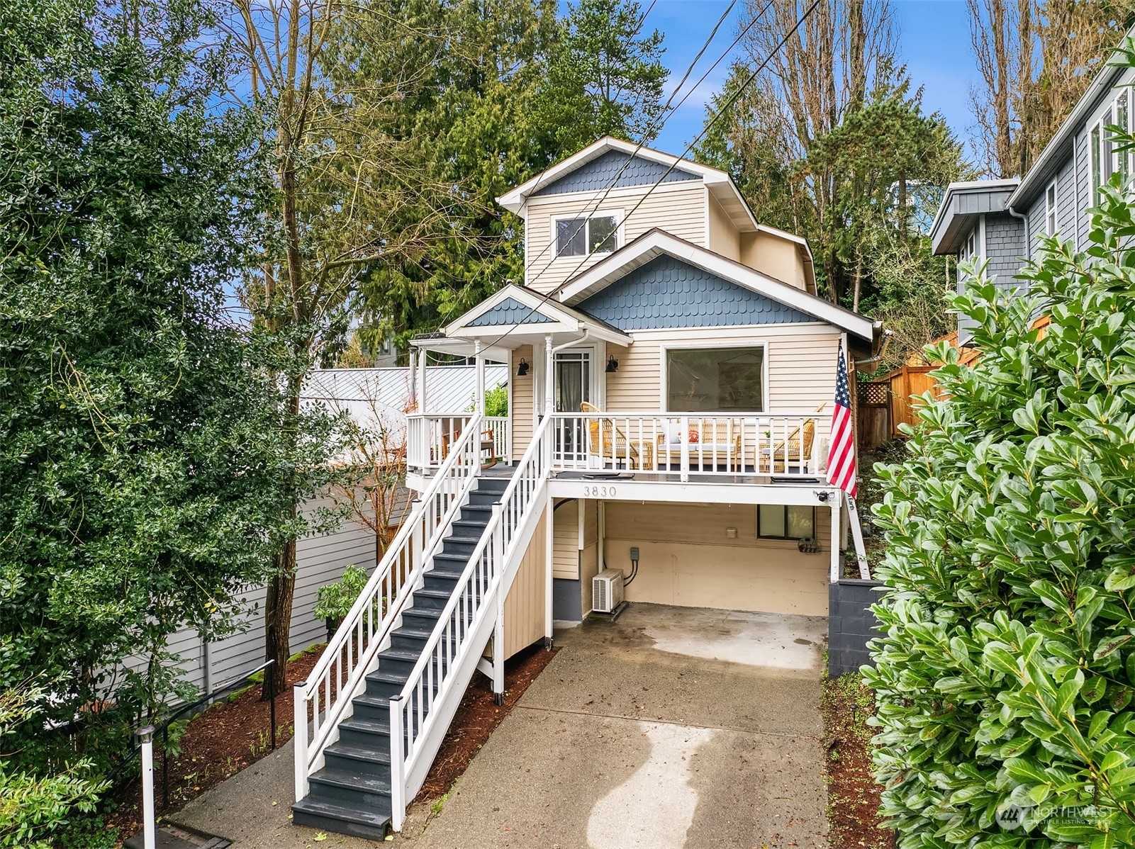 Property Photo:  3830 SW Orchard Street  WA 98126 