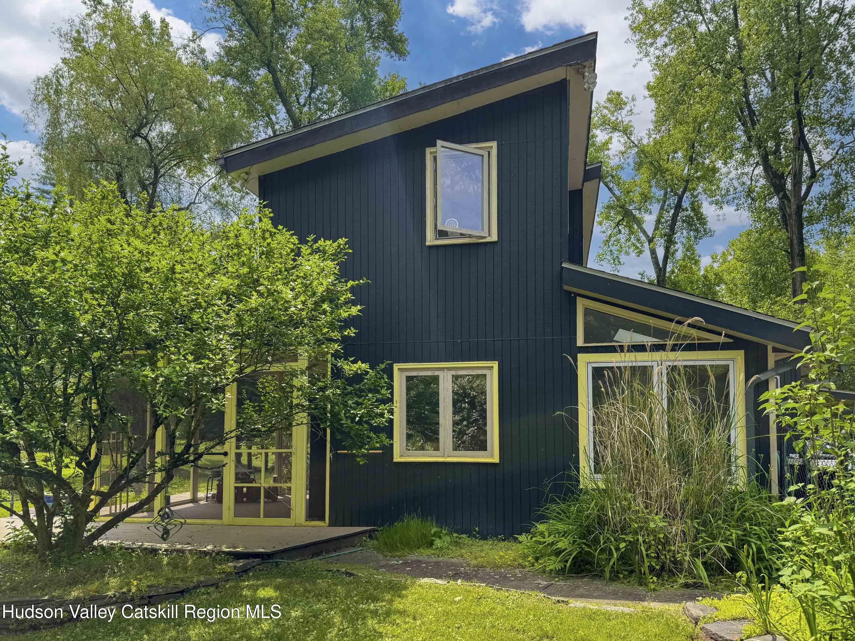 Property Photo: 33 Cottonwood NY 12498