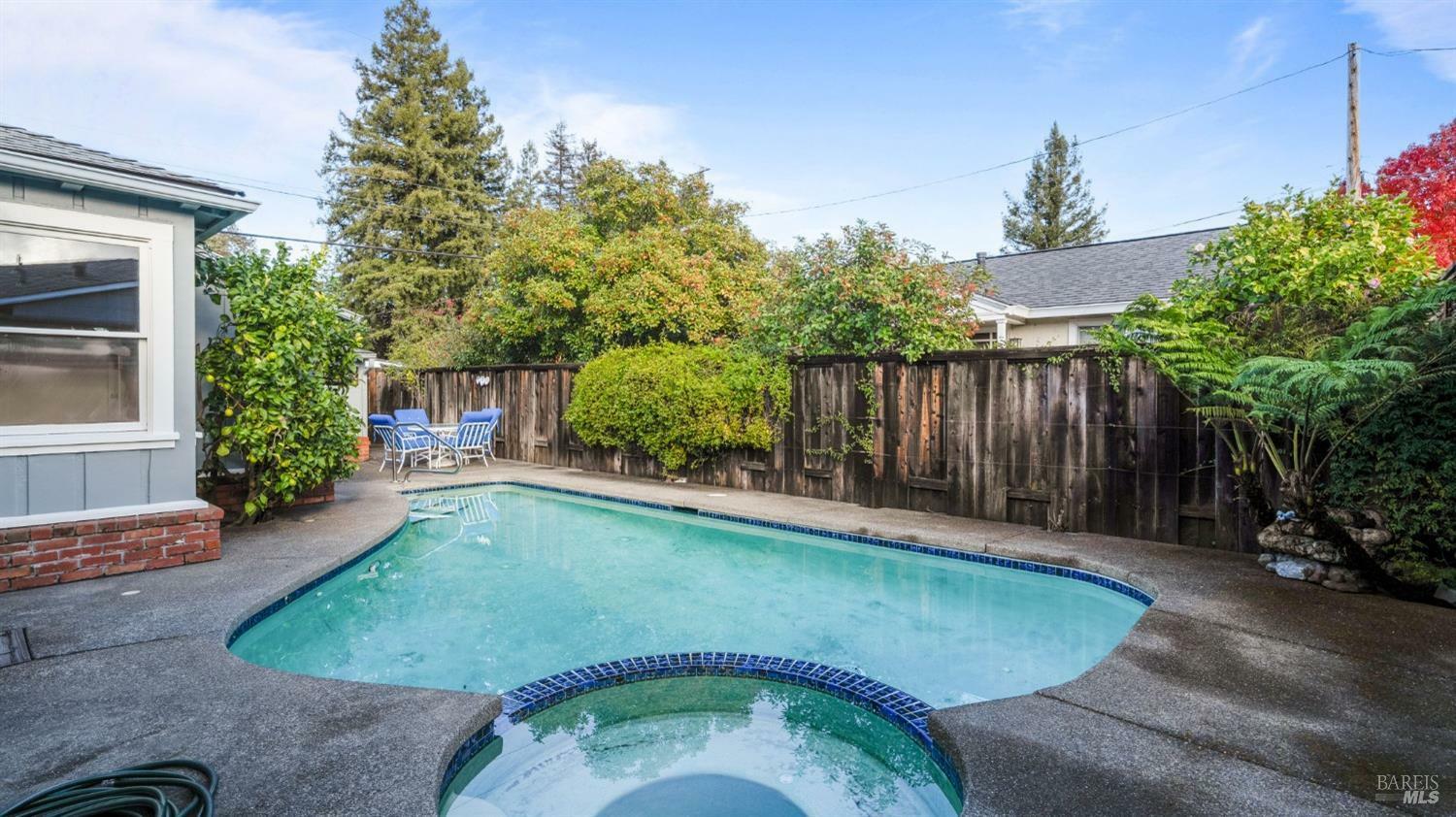 Property Photo:  334 Second Street  CA 95448 