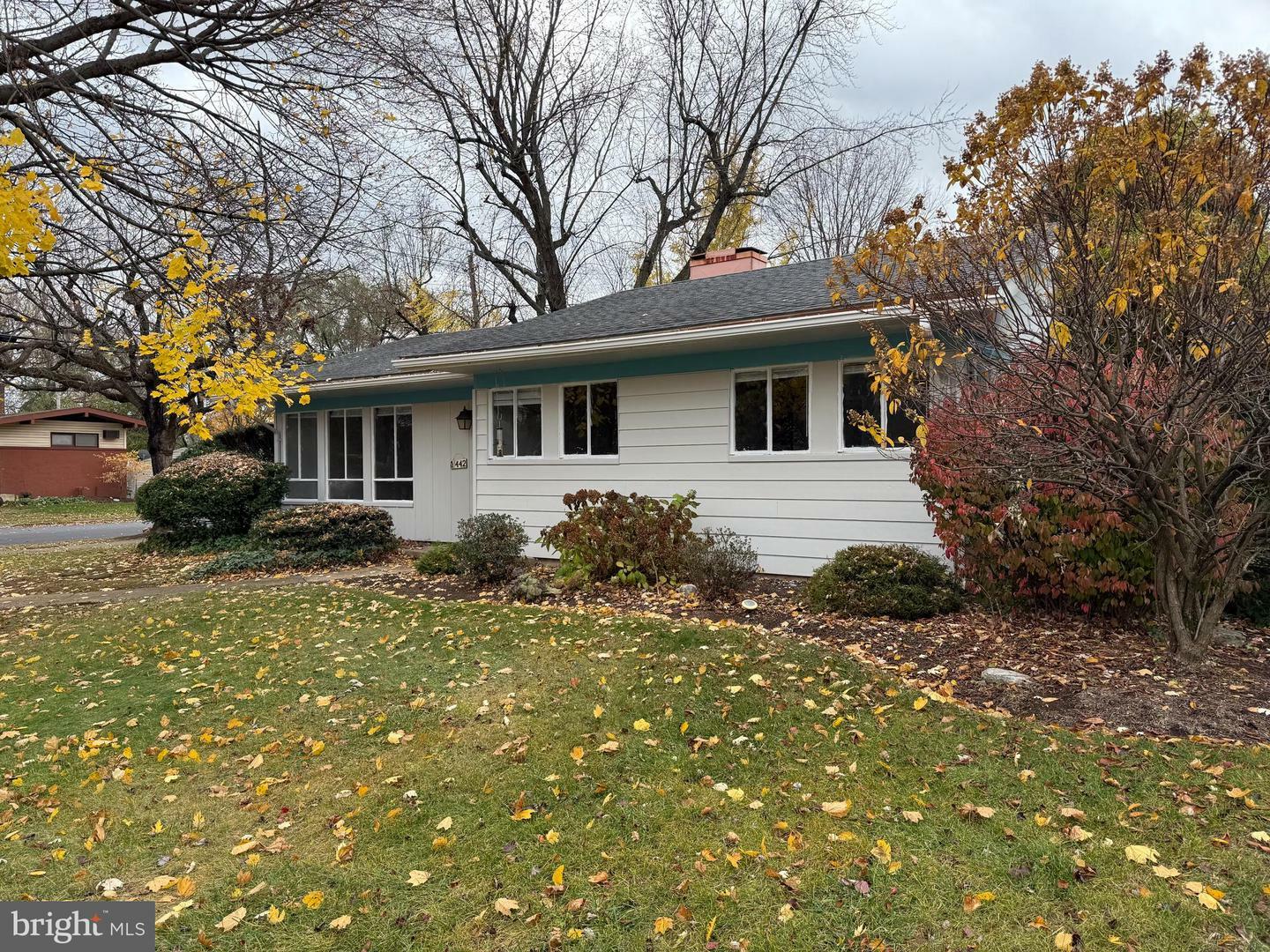 Property Photo:  442 Virginia Road  PA 17050 