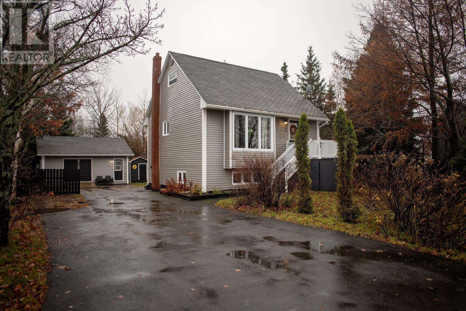 Property Photo:  3 Brock Crescent  NL A1V 1C2 