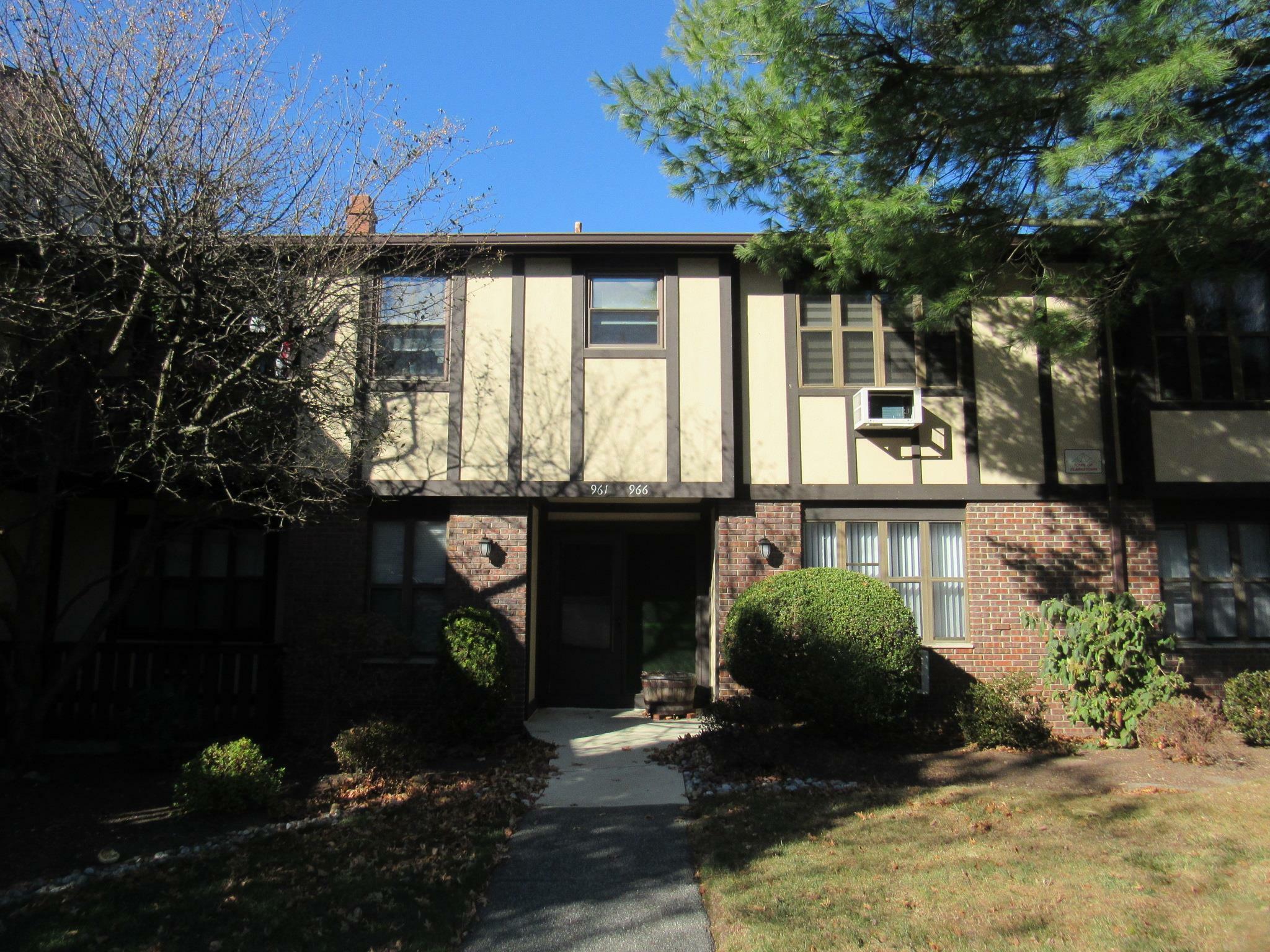 Property Photo:  962 Sierra Vista Lane  NY 10989 