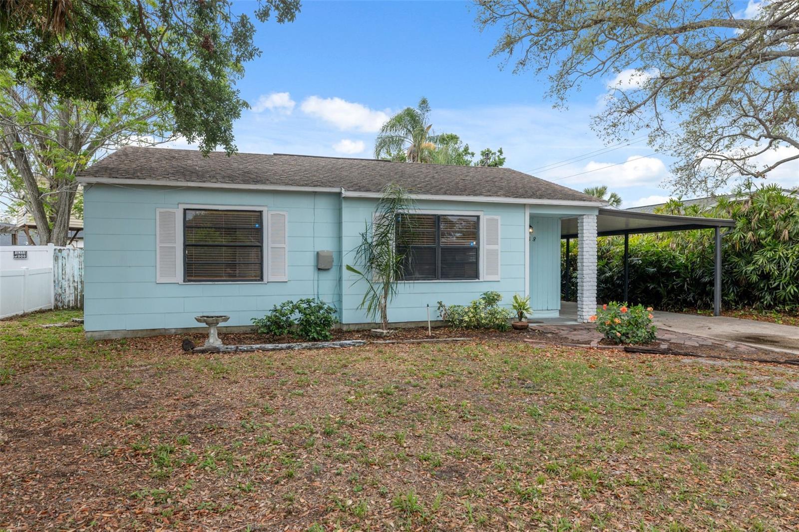 Property Photo: 3918 W Fig Street FL 33609
