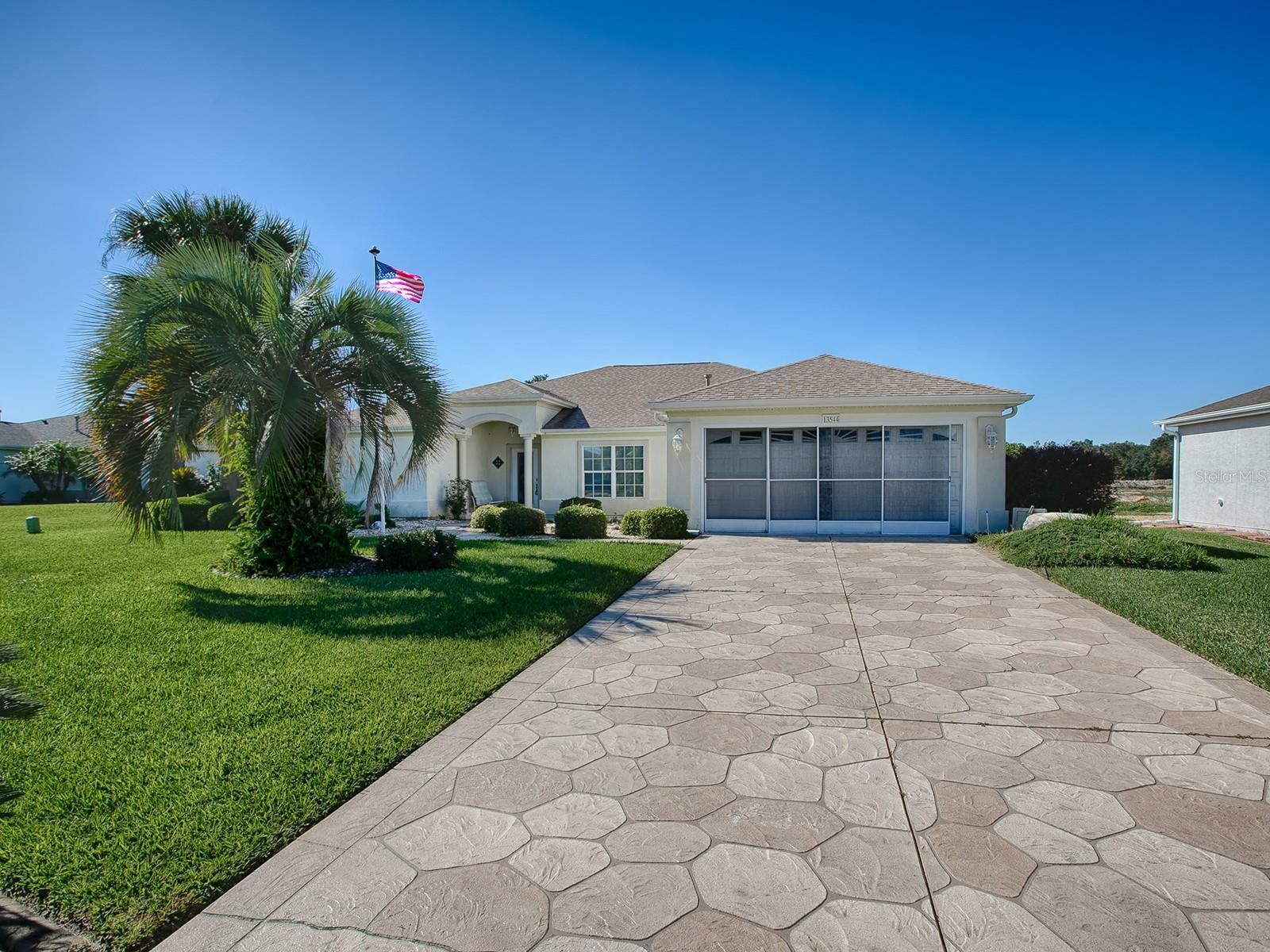 Property Photo:  13544 SE 87th Circle  FL 34491 