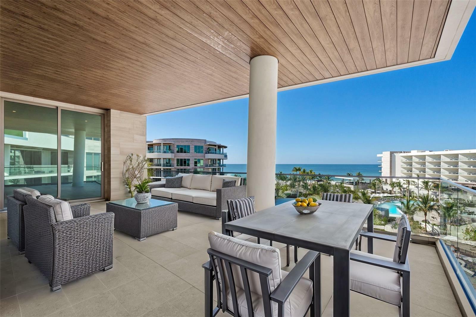 Property Photo: 1581 Gulf Of Mexico Drive 508 FL 34228