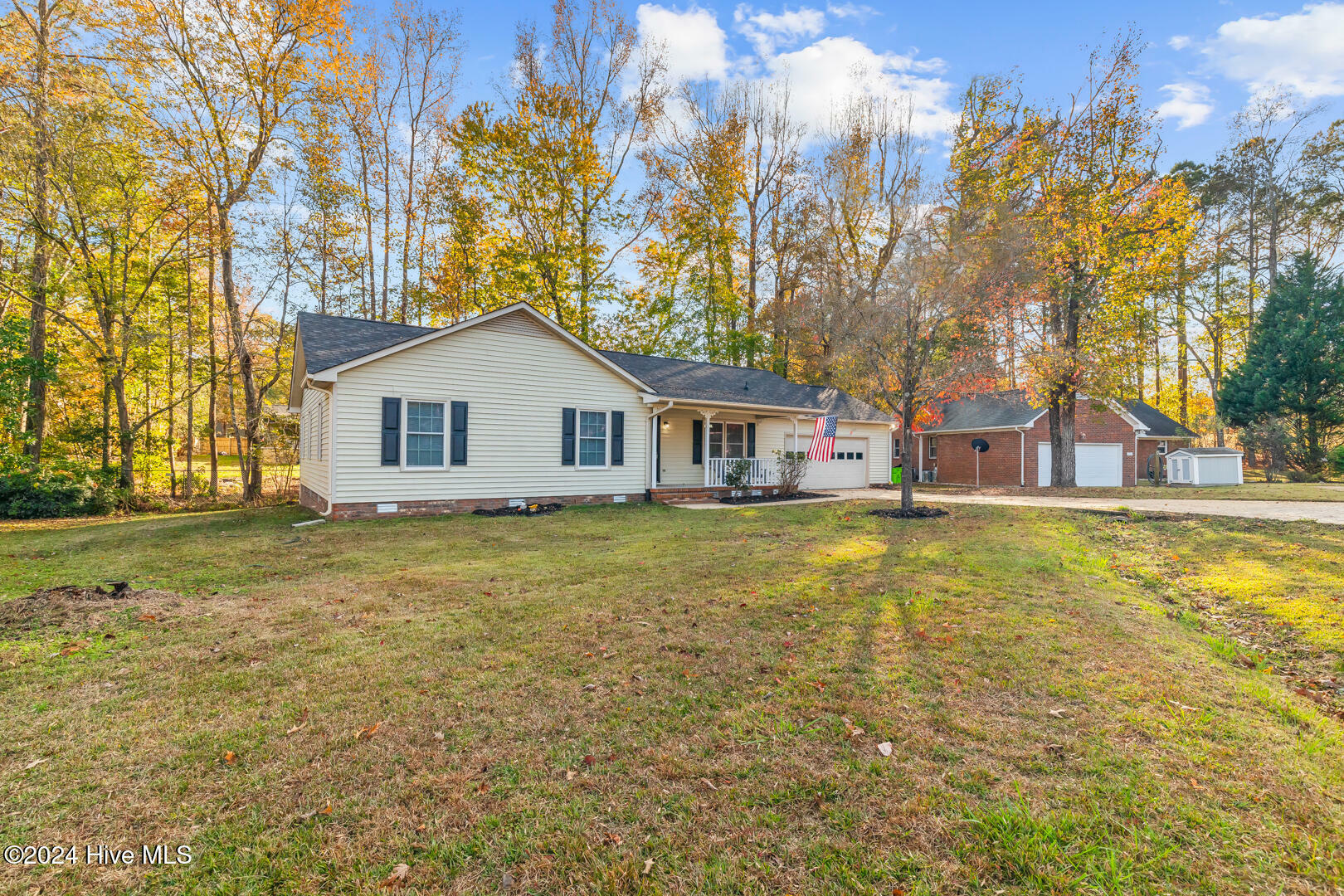 Property Photo:  314 Lochbridge Drive  NC 28562 