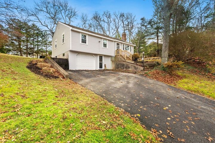 Property Photo:  8 Observatory Ln  MA 02559 