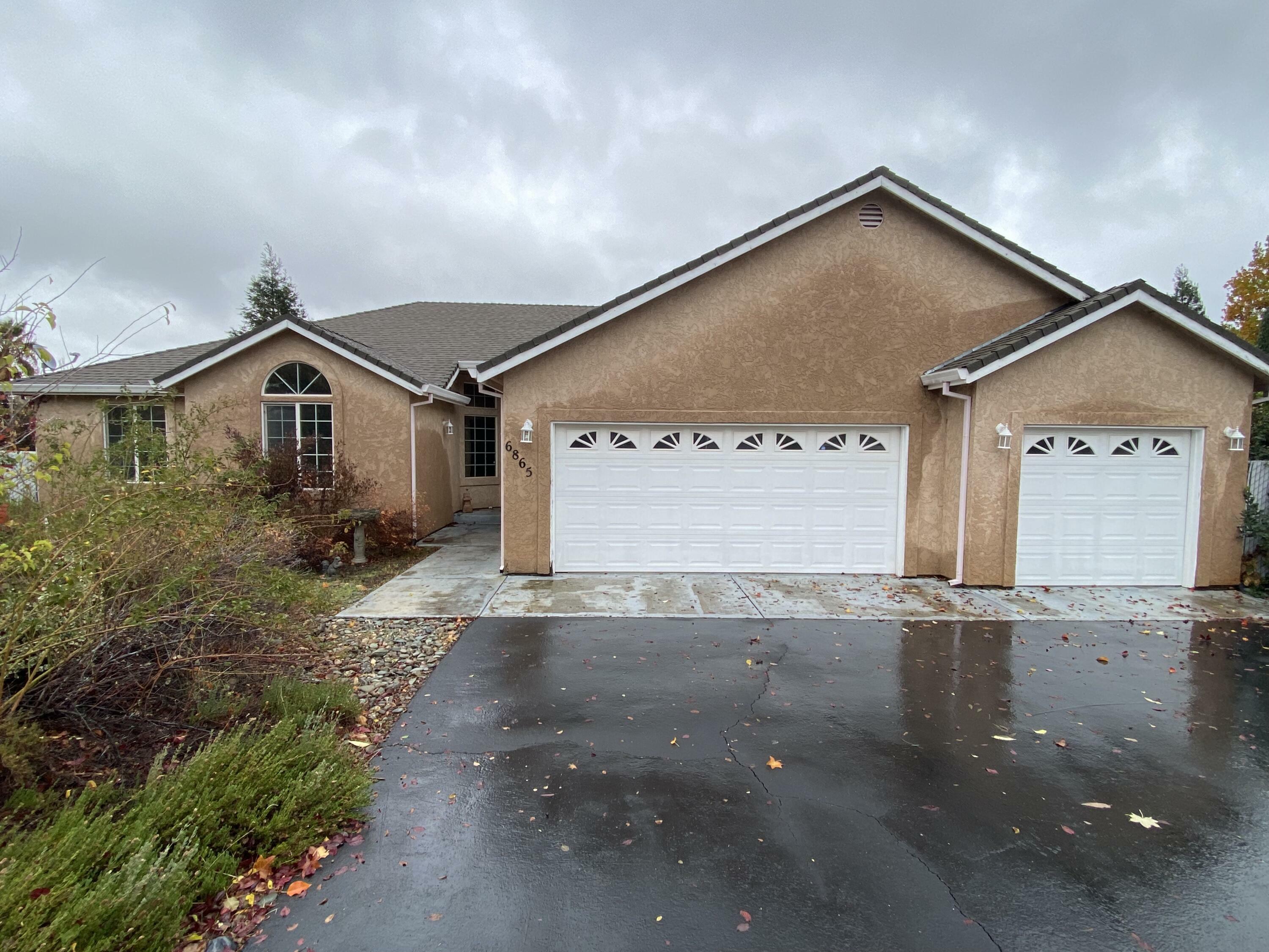 Property Photo:  6865 Amber Ridge Drive  CA 96007 