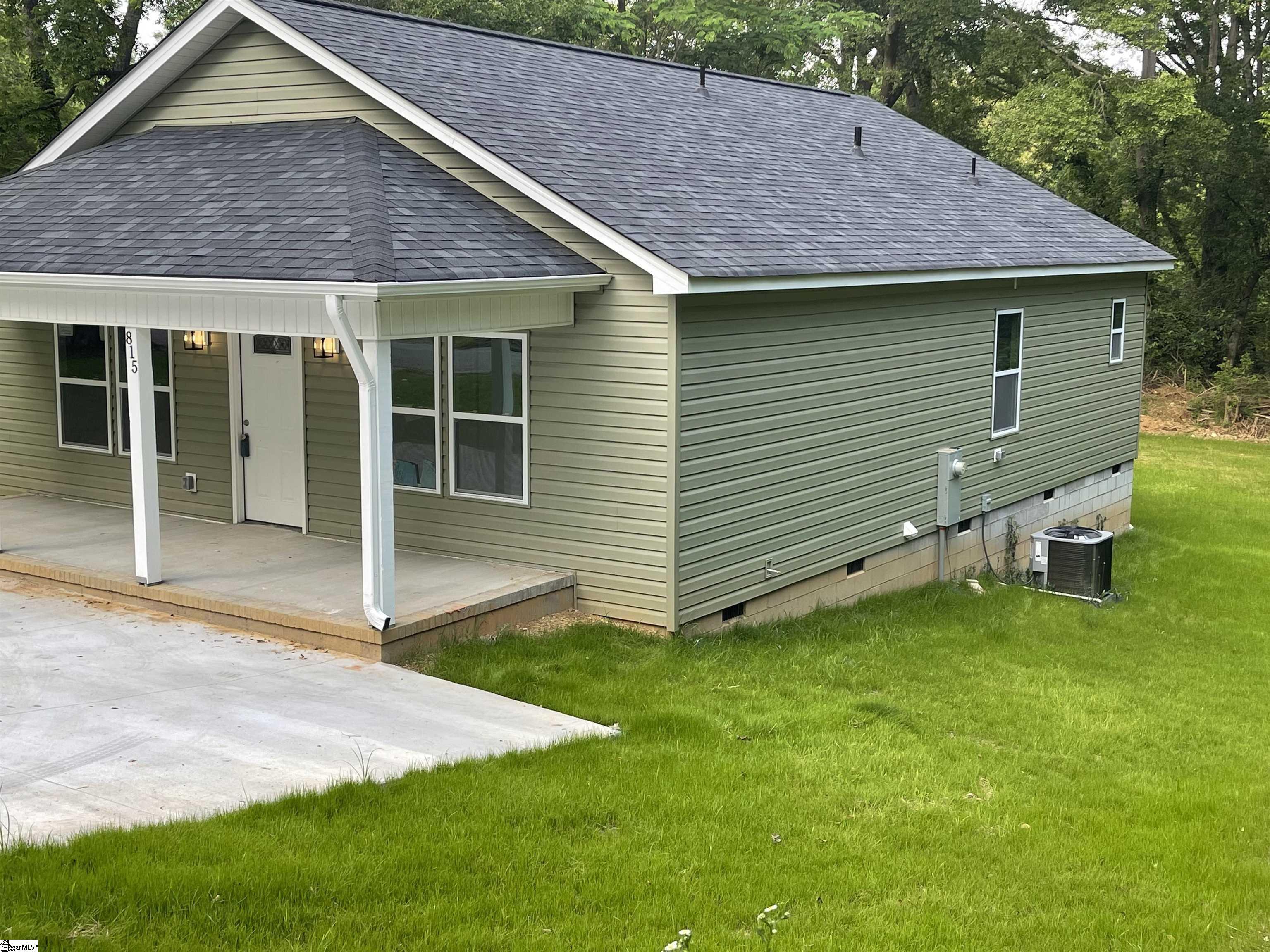 Property Photo: 815 S Liberty Street SC 29306
