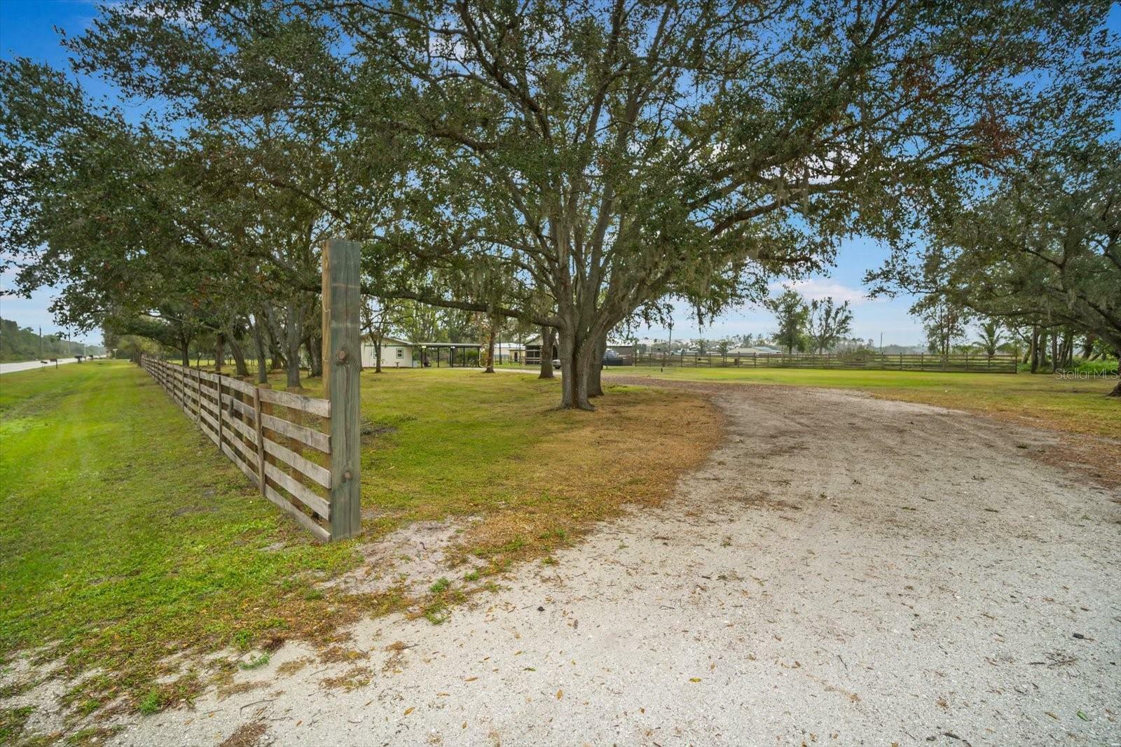 Property Photo:  3817 SE County Road 760A  FL 34266 